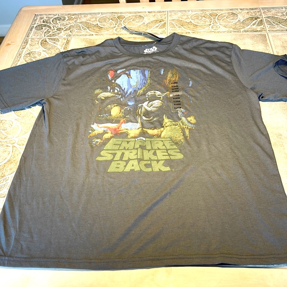 Star Wars Disney empire strikes back gray t shirt. NWT. Size XL